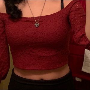 Red croptop Hollister top sleeves